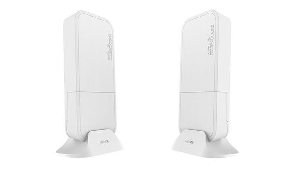 MikroTik RBWAPG-60AD Wireless Wire 60 GHz 1 Gbit Single Unit with PoE