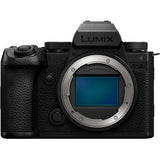 Panasonic Lumix DC-S5 IIX + 18-40mm