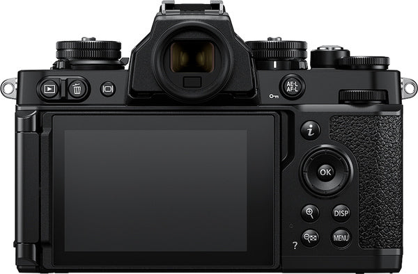 Nikon Z fc + NIKKOR Z 28mm f/2.8 (SE) (Black)