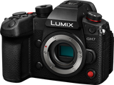 Panasonic Lumix DC-S9N + LUMIX S 18-40mm / F4.5-6.3 (Crimson Red)