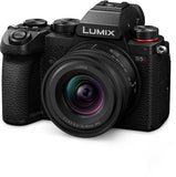 Panasonic Lumix DC-S5D + 18-40mm