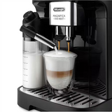 Delonghi Coffee maker - Magnifica Evo - Pump pressure 15 bar - Built-in milk frother - Automatic - 1450 W - Black